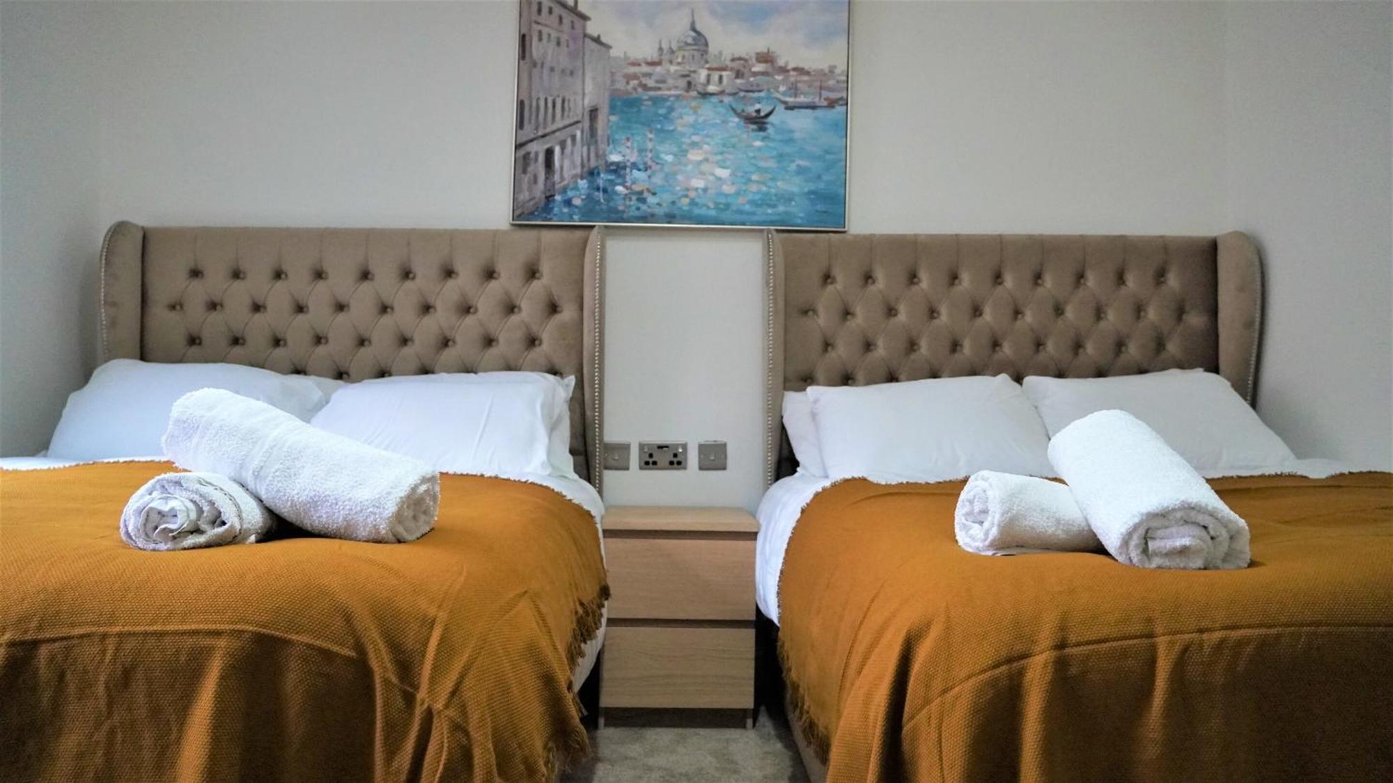 คาวเปอร์ ทาวน์เฮาส์ Apartment ลีดส์ ภายนอก รูปภาพ